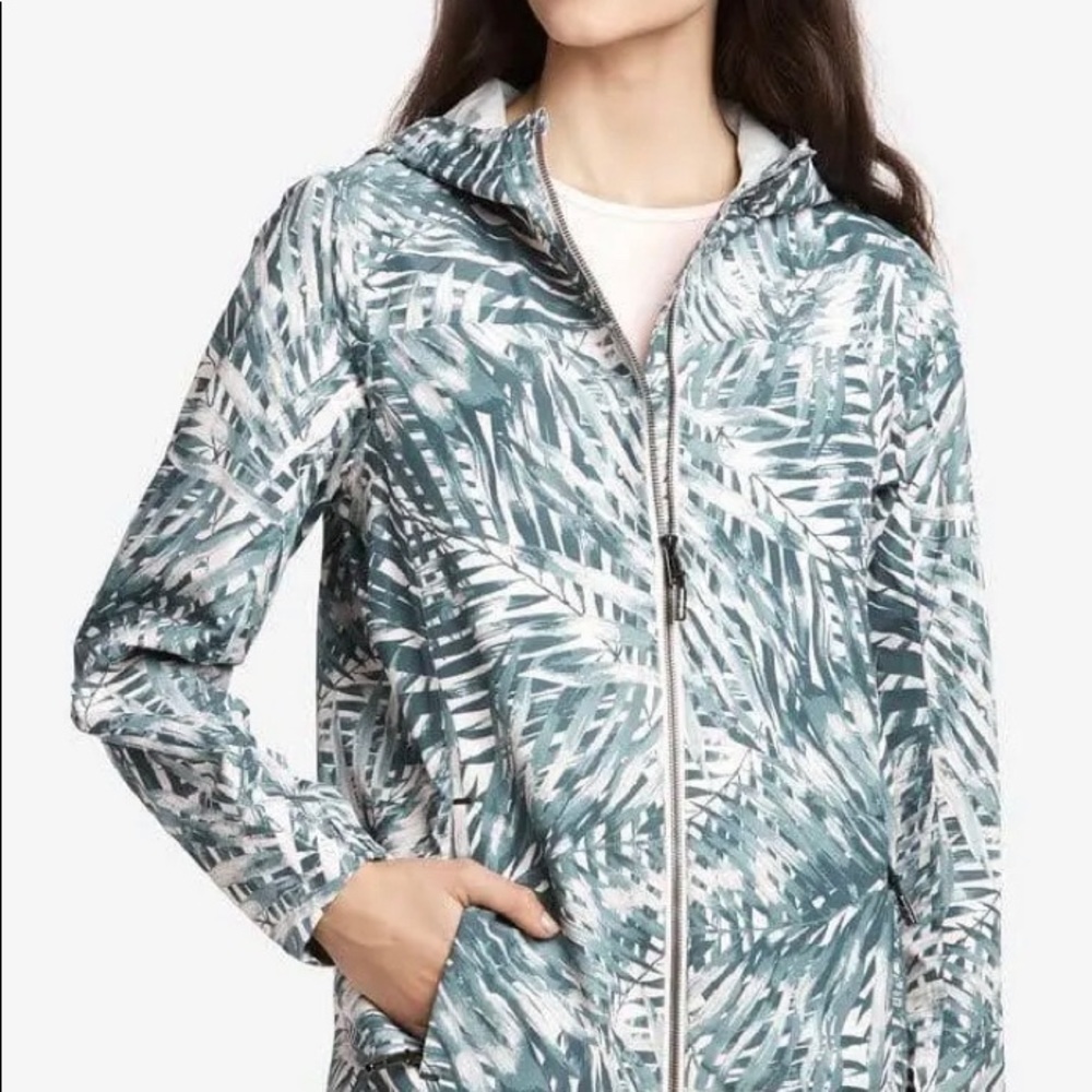 Lole Rain Jacket Women's Lainey/Pink Jungle Palm XXS (Fits like an XS)waterproof